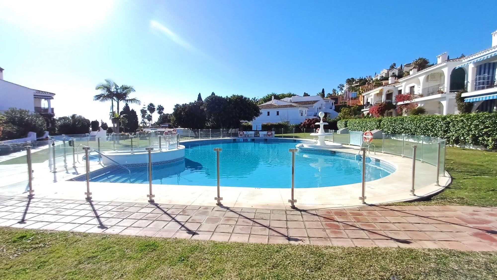 Le Joyau Andalou Apartment Estepona Exterior photo